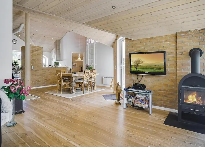 Barsbaeklund Xii Feriehus *