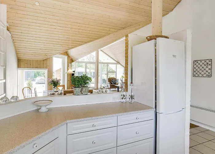 Barsbaeklund Xii Feriehus *